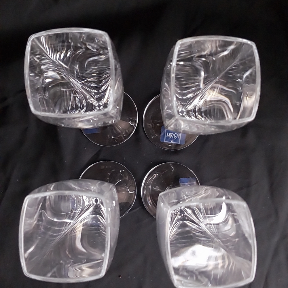 Mikasa Crystal Champagne Flutes Set Of 4 - Picture 2 of 5